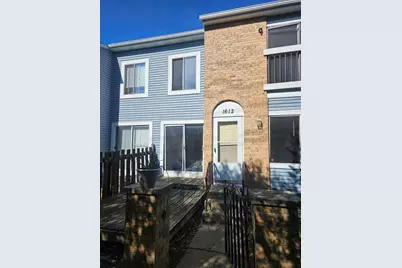 1612 Islandview Court, Hoffman Estates, IL 60169 - Photo 1