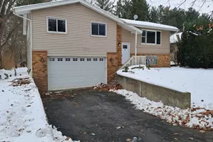 117 Liverpool Dr, Poplar Grove, IL 61065 - Photo 1