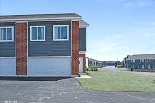 1241 Gillespie Ln, Yorkville, IL 60560 - Photo 1