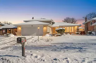 15755 Ridgeland Ave, Oak Forest, IL 60452 - Photo 1