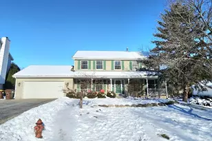 211 Cliffside Pl, Rockton, IL 61072 - Photo 1