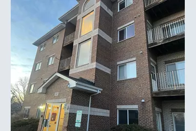 941 N Swift Road #301, Addison, IL 60101 - Photo 1