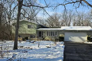 26890 N Longwood Rd, Lake Forest, IL 60045 - Photo 1