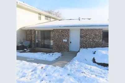 1305 Wakeby Lane #1305, Schaumburg, IL 60193 - Photo 1