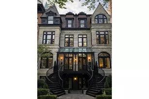 1520 N Dearborn Pkwy, Chicago, IL 60610 - Photo 1