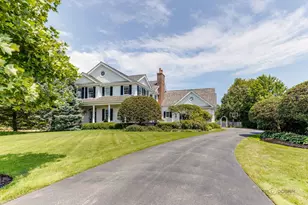 1091 Olmsted Dr, Lake Forest, IL 60045 - Photo 1