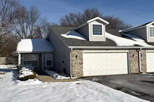 6546 Oak Crest Ln, Loves Park, IL 61111 - Photo 1