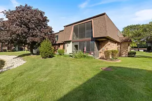 11134 NW Rd, Palos Hills, IL 60465 - Photo 1