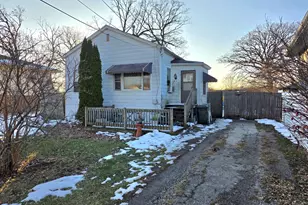 16138 Oak Ave, Oak Forest, IL 60452 - Photo 1