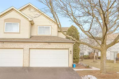 1037 Parkhill Circle #1037, Aurora, IL 60502 - Photo 1