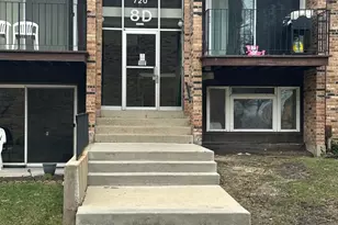 720 Hill Dr, Hoffman Estates, IL 60169 - Photo 1