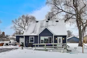 4910 Parkview Dr, McCullom Lake, IL 60050 - Photo 1