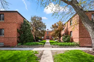 1546 Ashland Ave, River Forest, IL 60305 - Photo 1