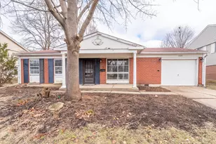 529 Newberry Dr, Streamwood, IL 60107 - Photo 1