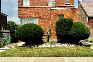 1706 E 83rd St, Chicago, IL 60617 - Photo 1