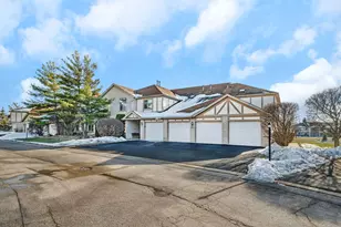 6413 Pine Trail Ln, Tinley Park, IL 60477 - Photo 1