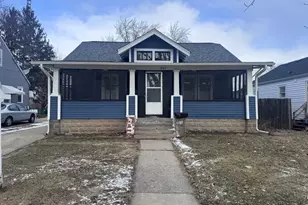 807 Spruce St, Aurora, IL 60506 - Photo 1