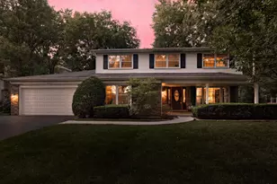2S501 Seneca Dr, Wheaton, IL 60189 - Photo 1