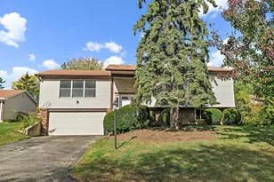 530 Ramblewood Ct, Lake Zurich, IL 60047 - Photo 1