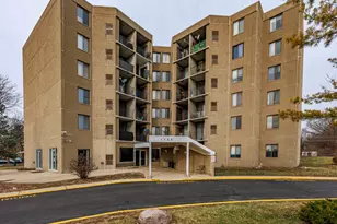 1750 N Marywood Ave, Aurora, IL 60505 - Photo 1