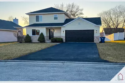 864 Berkshire Place, Crete, IL 60417 - Photo 1