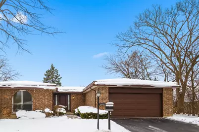 2372 Salceda Drive, Northbrook, IL 60062 - Photo 1