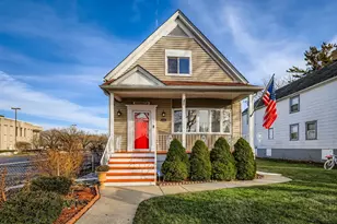 133 N 17th Ave, Melrose Park, IL 60160 - Photo 1