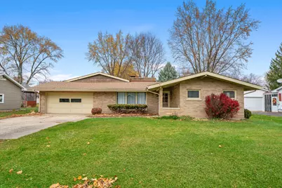 707 E Prairie Street, Plano, IL 60545 - Photo 1