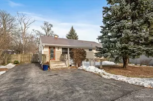 58 E 55th St, Westmont, IL 60559 - Photo 1