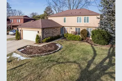 800 Downing Street, Northbrook, IL 60062 - Photo 1