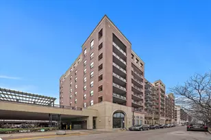 833 W 15th Pl, Chicago, IL 60608 - Photo 1