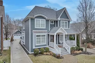 117 S La Grange Rd, La Grange, IL 60525 - Photo 1