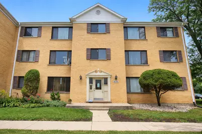 9375 Hamilton Court #E, Des Plaines, IL 60016 - Photo 1