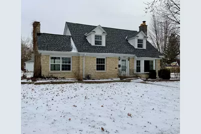 160 Ingleside Avenue, Aurora, IL 60506 - Photo 1