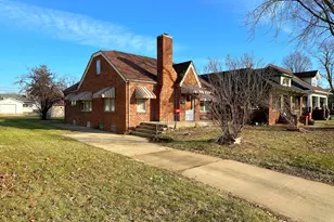 1126 E Main St, Streator, IL 61364 - Photo 1