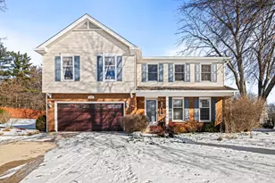 5187 Chambers Dr, Hoffman Estates, IL 60010 - Photo 1