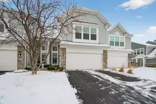 652 Hawley Dr, Oswego, IL 60543 - Photo 1