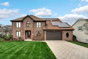 346 Holbrook Cir, Chicago Heights, IL 60411 - Photo 1