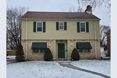 423 N Highland Avenue, Rockford, IL 61107 - Photo 1