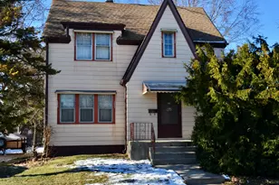 4544 Kenilworth Ave, Forest View, IL 60402 - Photo 1