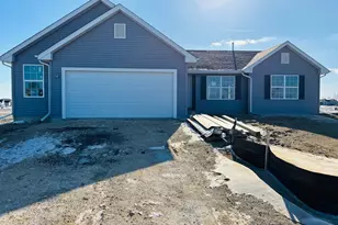 208 Autumnwood Ln, Davis Junction, IL 61020 - Photo 1