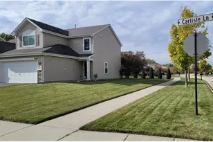 1422 Carlisle Ln, Hampshire, IL 60140 - Photo 1