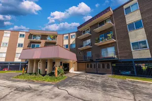 9820 S Pulaski Rd, Oak Lawn, IL 60453 - Photo 1