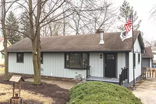 325 Roger Rd, Darien, IL 60561 - Photo 1