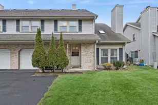 237 N Walnut St, Bensenville, IL 60106 - Photo 1