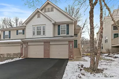 61 Samuel Drive, Streamwood, IL 60107 - Photo 1