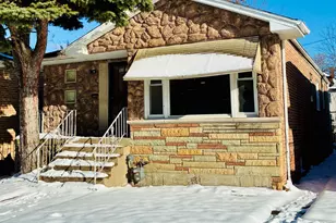 8219 S Muskegon Ave, Chicago, IL 60617 - Photo 1