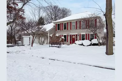 833 E Sterling Avenue, West Chicago, IL 60185 - Photo 1