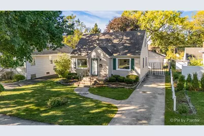 132 N Elroy Avenue, Bartlett, IL 60103 - Photo 1