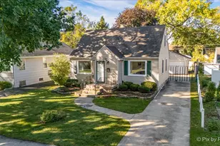 132 N Elroy Ave, Bartlett, IL 60103 - Photo 1